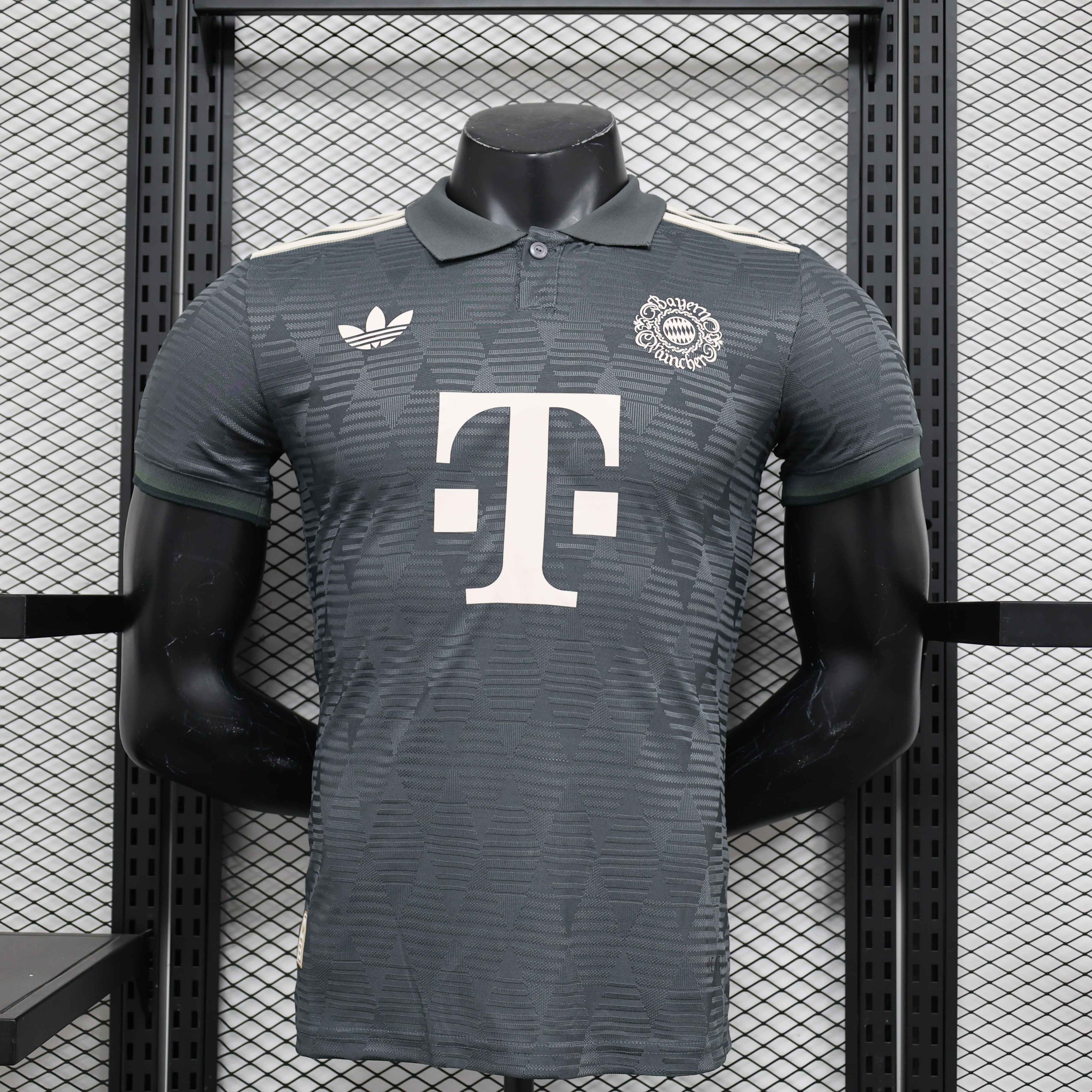 Bayern Munich "baly Gray" Special Kit